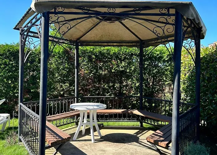 Eli3 Apartmán Ravda