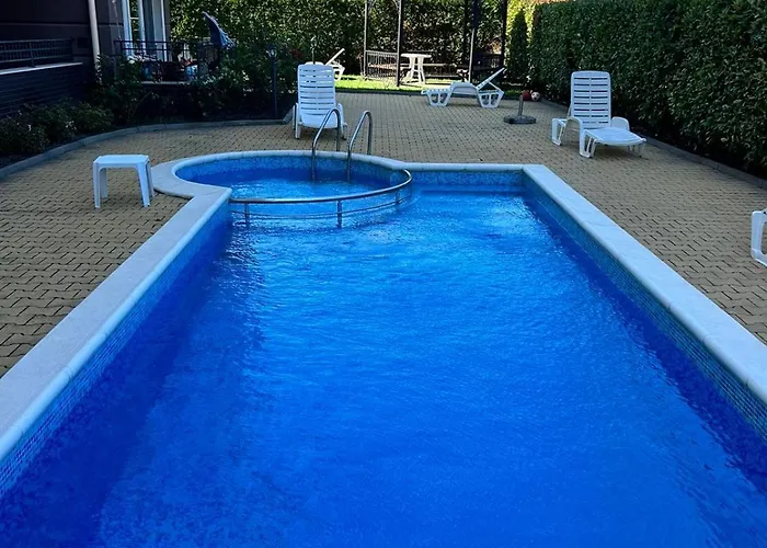 Eli3 Apartmán Ravda